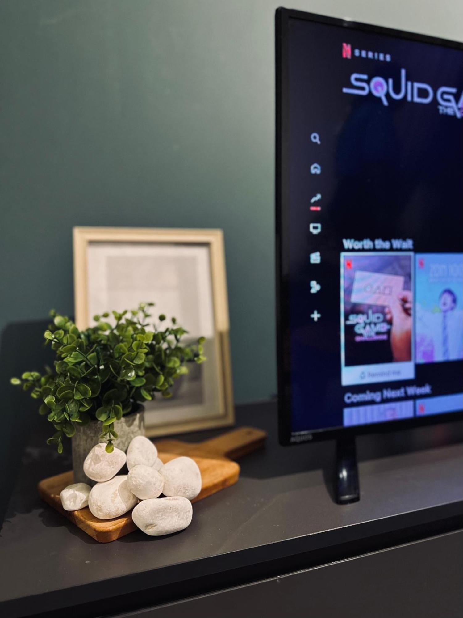 Cozy Kanvas Soho Apartment *