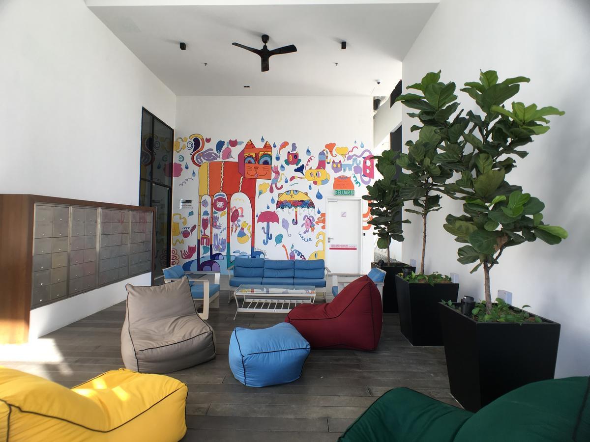 Cozy Kanvas Soho Apartment